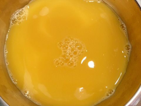 鰹ダシの卵液